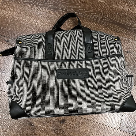 EUC Andre agassi charitable foundation weekender /travel bag by cox - Picture 15 of 15